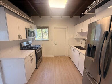 6411 SW 63rd Ct, South Miami, FL 33143 - photo 5