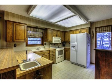 2 Eugene Ln, Bella Vista, AR 72715 - photo 6