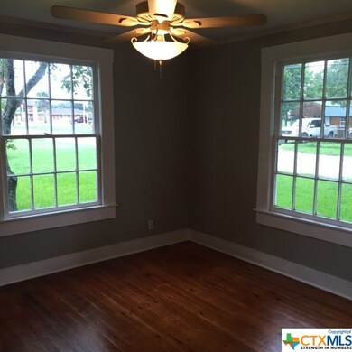 1325 N Heideke St, Seguin, TX 78155 - photo 7