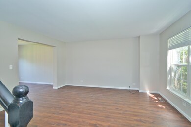 1305 York Dr, Carpentersville, IL 60110 - photo 2