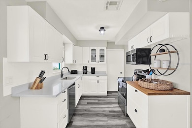 1241 12th Ct SW, Largo, FL 33770 - photo 2