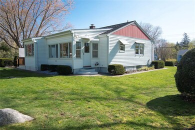 29 Stuart St, Westerly, RI 02891 - photo 3