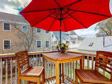 28 Langdon St unit 2, Portsmouth, NH 03801 - photo 2