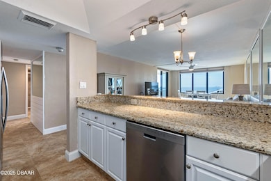 3051_S_Atlantic_Ave_Unit_2002-9