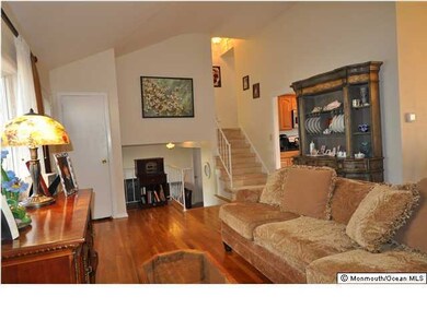 27 Mercury Cir, South Amboy, NJ 08879 - photo 3