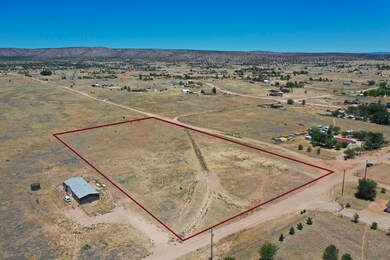 1090 W Antelope Run Rd, Paulden, AZ 86334 - photo 4