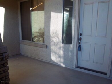 secluded front patio, next to fountain