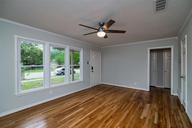 500 E Ellen Ave, Hurst, TX 76053 - photo 7