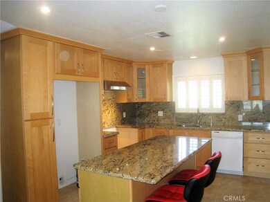 3394 Rainbow Ln, Highland, CA 92346 - photo 2