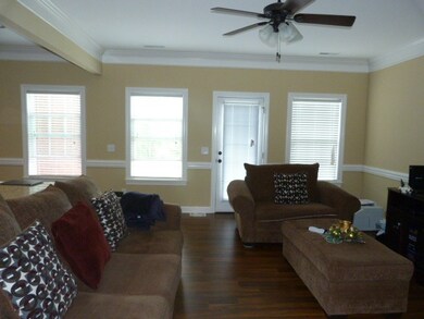 212 Hamilton Ct, Manchester, TN 37355 - photo 5