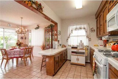 Updated kitchen with newer appliance package (appr