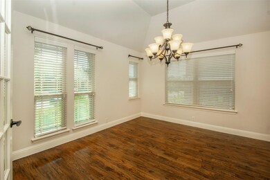 219 Lyndhurst Dr, Wylie, TX 75098 - photo 2