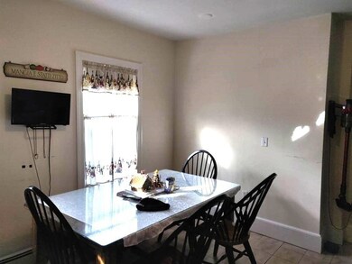 14 Middle St unit first-floor, Newton, MA 02458 - photo 7