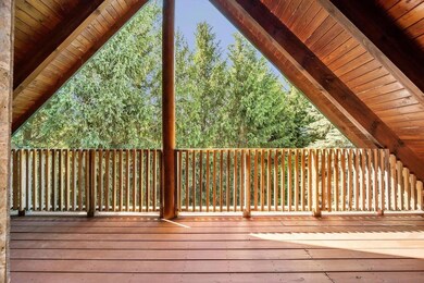 9735 Quarterline Rd, Charlevoix, MI 49720 - photo 4