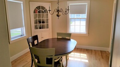 8 Upland Rd, Newburyport, MA 01950 - photo 4