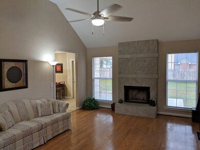 309 Nomad Cir, Kinsey, AL 36303 - photo 3