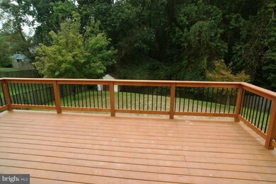 1046 Saint Michaels Dr, Bowie, MD 20721 - photo 6