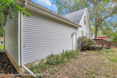 327 W Berry Ave, Lansing, MI 48910 - photo 4