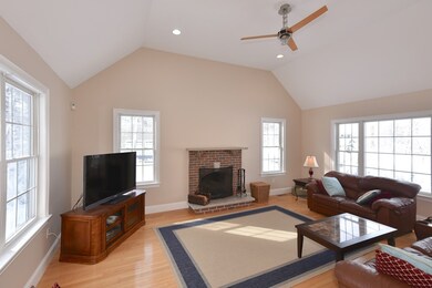 30 Fairway Ln, Medway, MA 02053 - photo 5