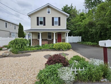 8 Birch Ln, Rensselaer, NY 12144 - photo 2