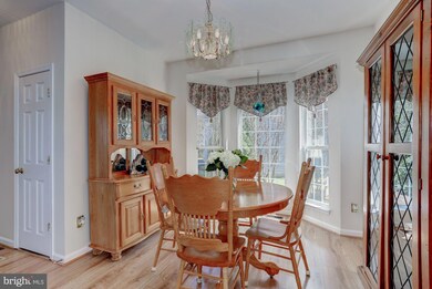 12205 Lanark Ct, Bristow, VA 20136 - photo 7