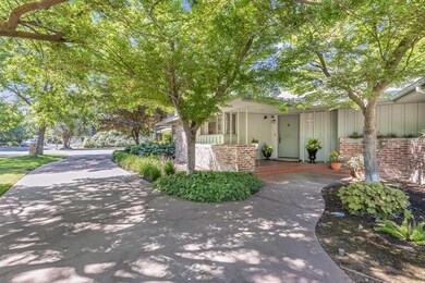 1750 S Bobolink Ln, Fresno, CA 93727 - photo 3