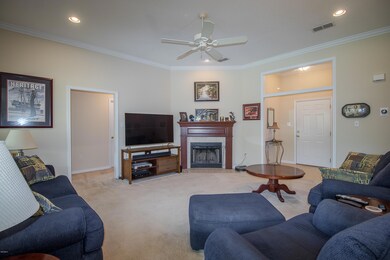 41719 440 Pinecrest-100