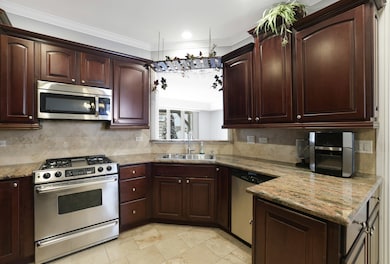 13058 Briargate Dr, Huntley, IL 60142 - photo 3