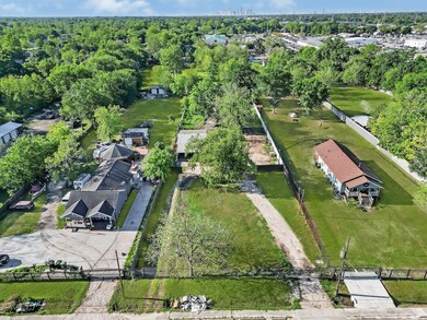 1718 Skinner Rd, Houston, TX 77093 - photo 2