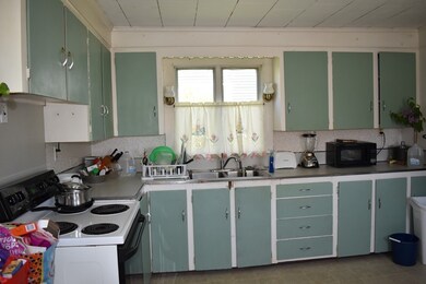 2 Walnut Ct, Woburn, MA 01801 - photo 5