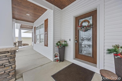 4669 Gordonshire NW, Walker, MI 49534 - photo 2