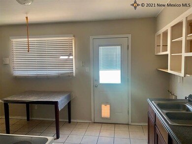1816 N Grayson St, Hobbs, NM 88240 - photo 3