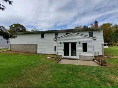 581 Old West Warren Rd, Warren, MA 01092 - photo 5