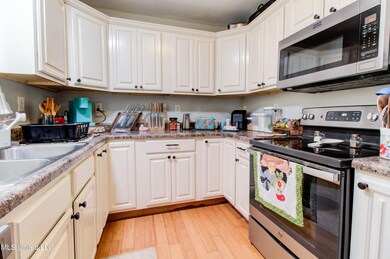 435 Mcclung St, Pass Christian, MS 39571 - photo 6