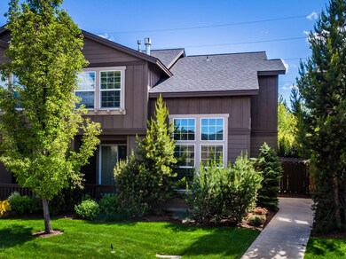 623 SW Peak View Pl, Bend-15