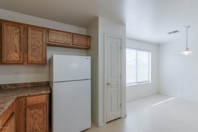 4332 W. Maldonado Rd. Kitchen with Break