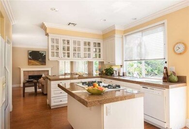 Gourmet Kitchen