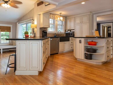 26 Mill Rd, Durham, NH 03824 - photo 7