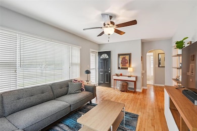 3905 Clinton Ave, Des Moines, IA 50310 - photo 7