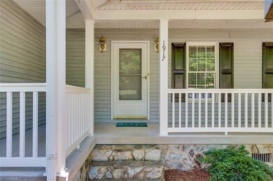 1917 Sunny Ln, Asheboro, NC 27205 - photo 2