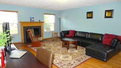 1608 Grove Hill Dr, Columbus, OH 43240 - photo 7