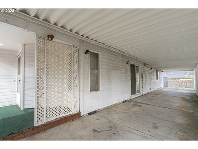 205 SW Jefferson St, Sheridan, OR 97378 - photo 6