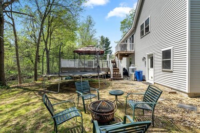 11 Carriage Ln, MerriMacK, NH 03054 - photo 6