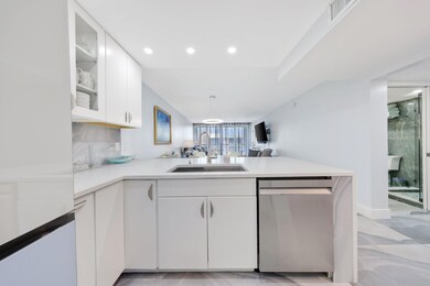 12 Royal Palm Way unit 6050, Boca Raton, FL 33432 - photo 5