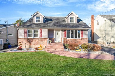 44 Clark St, Huntington, NY 11743 - photo 3