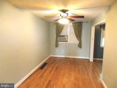 1123 Tremont Dr, Glenolden, PA 19036 - photo 6