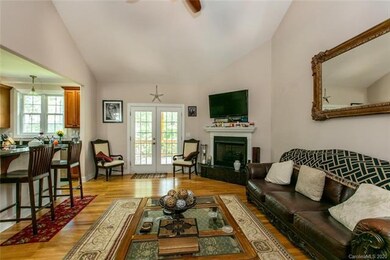 722 Chestnut Trail, Hendersonville, NC 28792 - photo 5