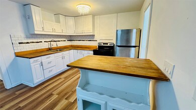 105 Clear Lake Rd unit A, Highlands, TX 77562 - photo 4