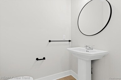 207 Mountain View Ln, Milford, MI 48381 - photo 5