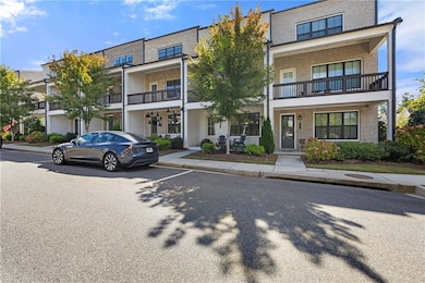 155 Harlow Cir, Roswell, GA 30076 - photo 2